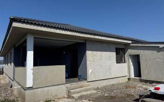 Casa individuala, 200 mp utili, 1399 mp teren, Zona Ernei - Poză 2