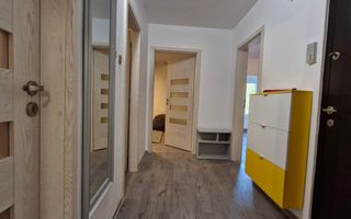 Apartament 3 camere  renovat in zona Lipovei - Poză 6