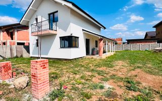 Casa individuala P+M Giarmata 584 mp 22 front, interior la alb - Poză 8