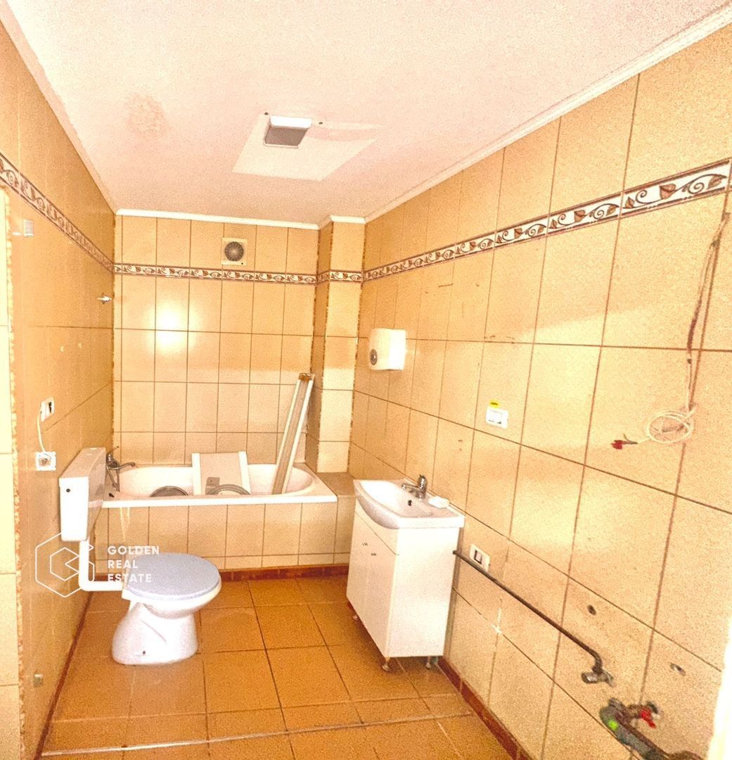 Spatiu comercial ultracentral, 3 camere, pretabil cabinet, salon infrumusetare - Poză 7