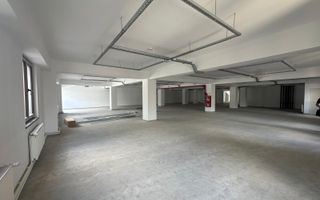 Spatiu comercial I Central I parcare privata - Poză 3