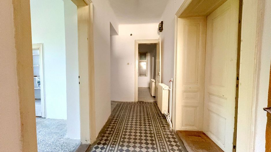 Casă / Vilă cu 6 camere de vânzare în zona Elisabetin - Poză 22