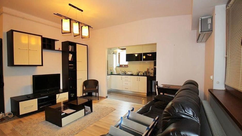 Apartament elegant cu doua camere, 1 Mai - Poză 1