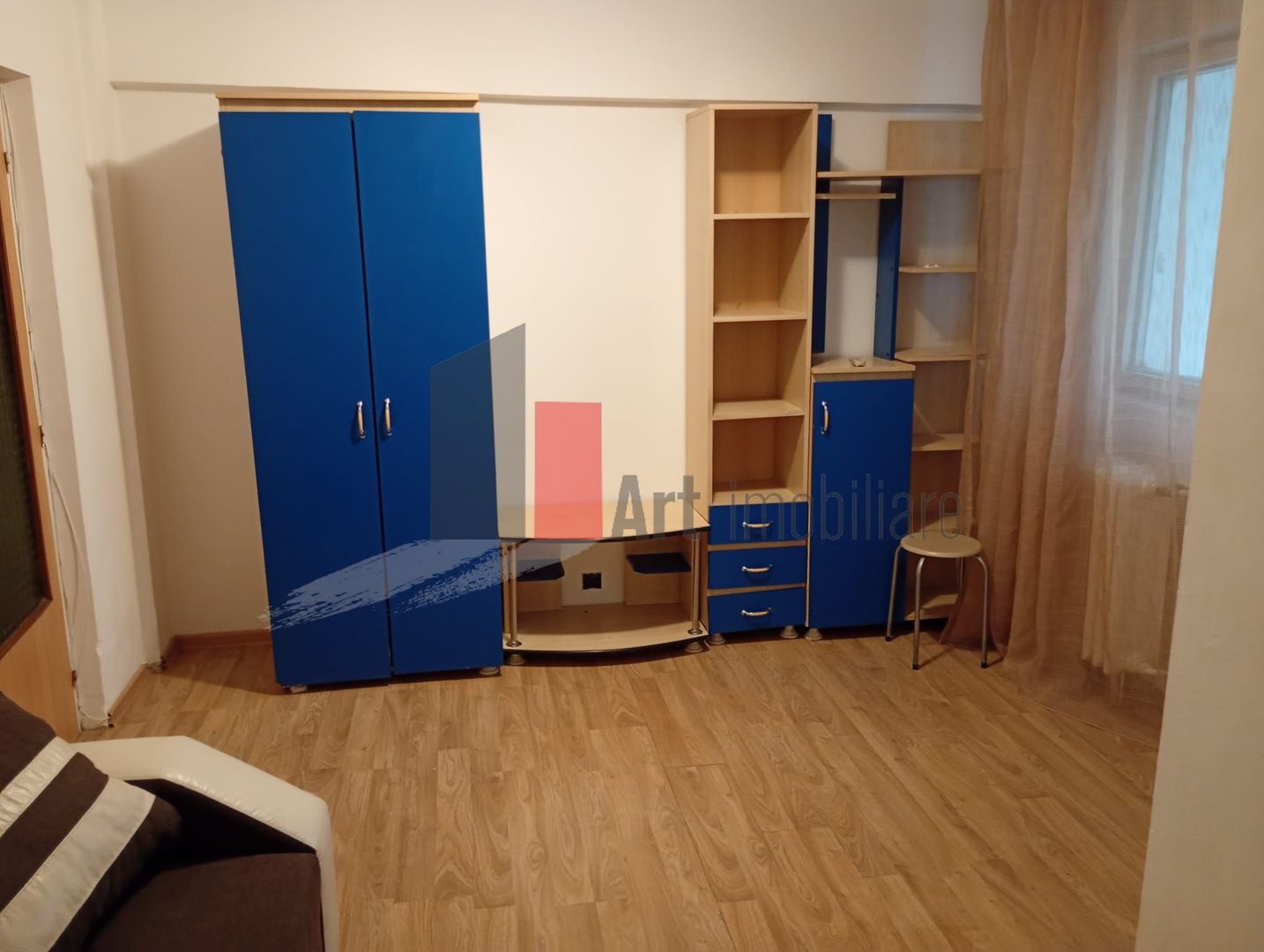 Garsoniera Capat tramvai 41 - Poză 1