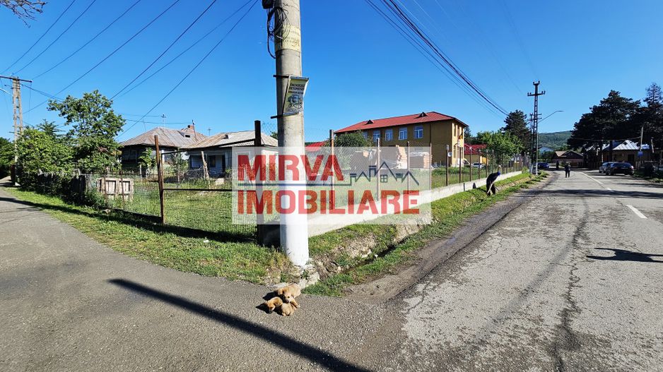 Teren de vânzare în Lapoș – 1000 mp cu beci - Poză 14