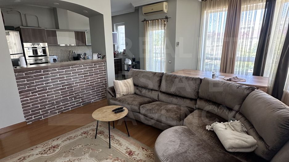 Chirie, apartament, 2 camere, strada București, Centru - Poză 2