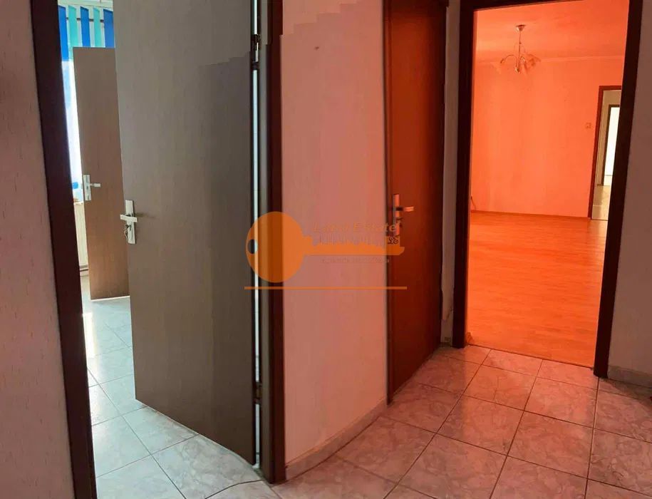 3 camere Gorjului ( Centrala-bloc reabilitat ) - Poză 5