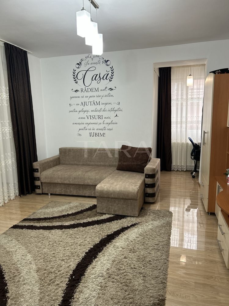 Apartament 2 camere, 2 balcoane, parcare - Zona Eroilor, Floresti - Poză 1