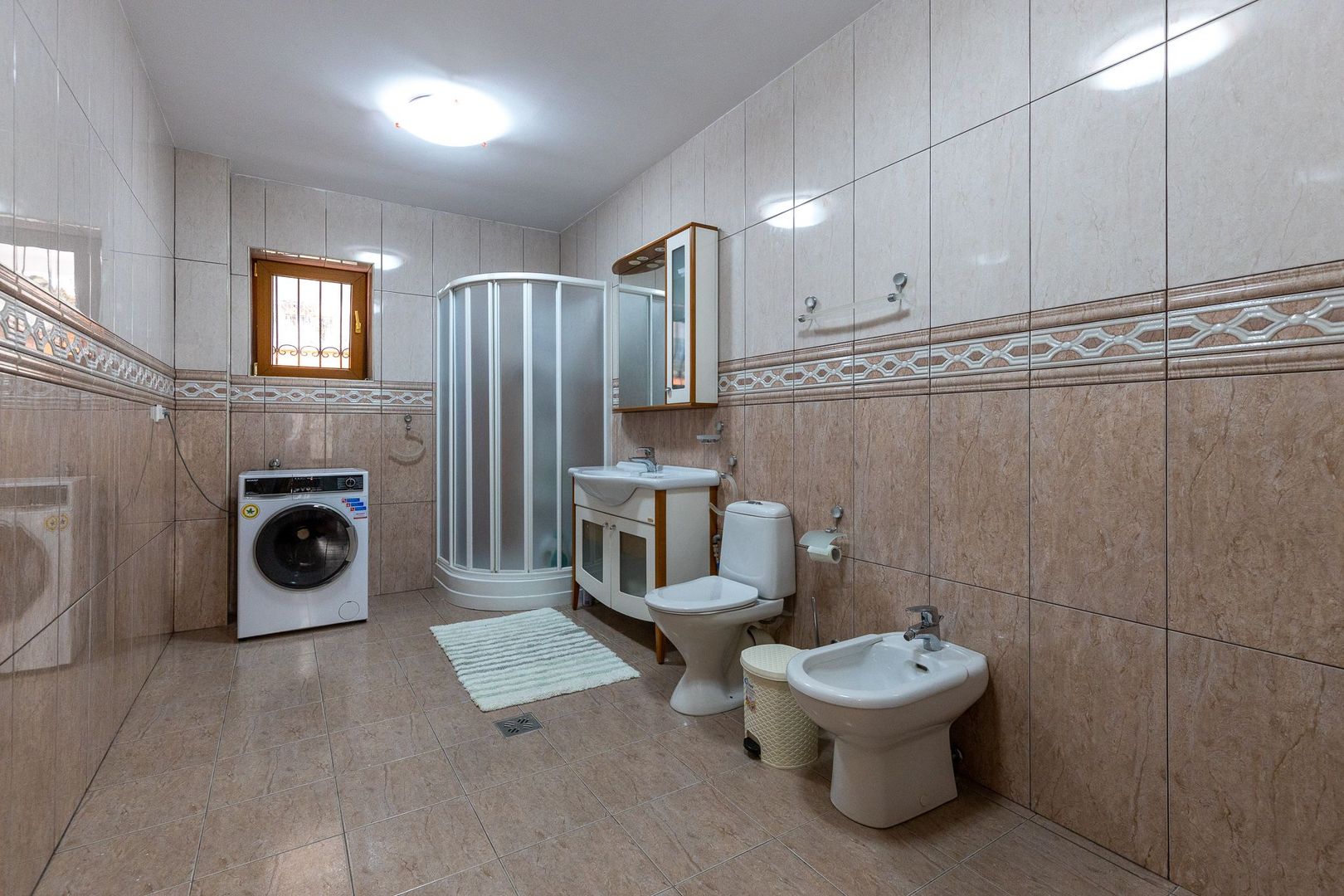 Exclusivitate - Imobil constructie 2001, priveliste deosebită, - Poză 7