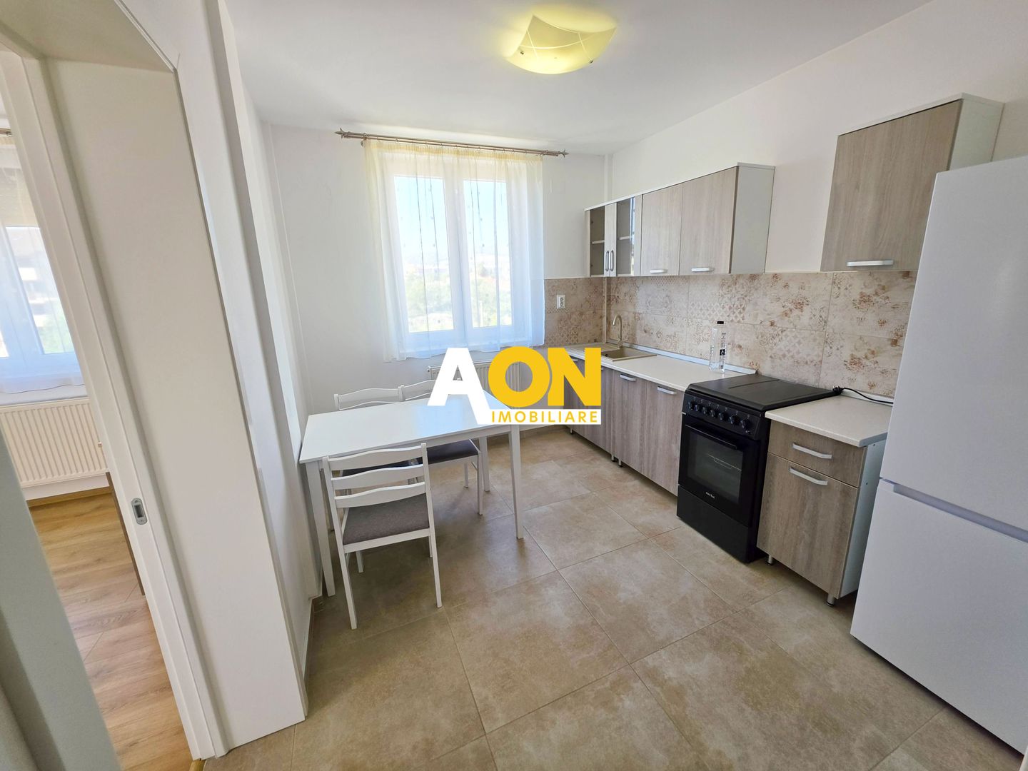 Apartament tip Penthouse, 62 mp, cu terasa 35 mp si boxa 14 mp, Centru - Poză 4