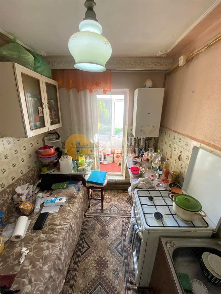 Etaj 2,  apartament cu 2 camere decomandat zona Galata-Lidl - Poză 4