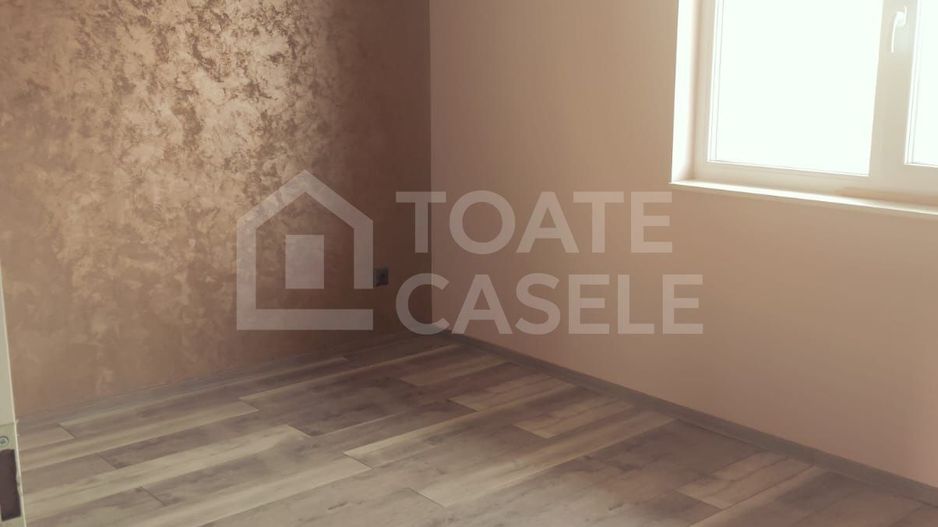 Casă individuală, 4 camere – teren 600 mp, garaj, 3 băi - Poză 2