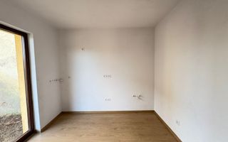 Apartament la casă cu curte – zonă liniștită, strada Zăvoi - Poză 3