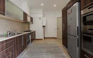 Chirie, apartament, 4 camere, str. Bucureşti, Centru - Poză 2