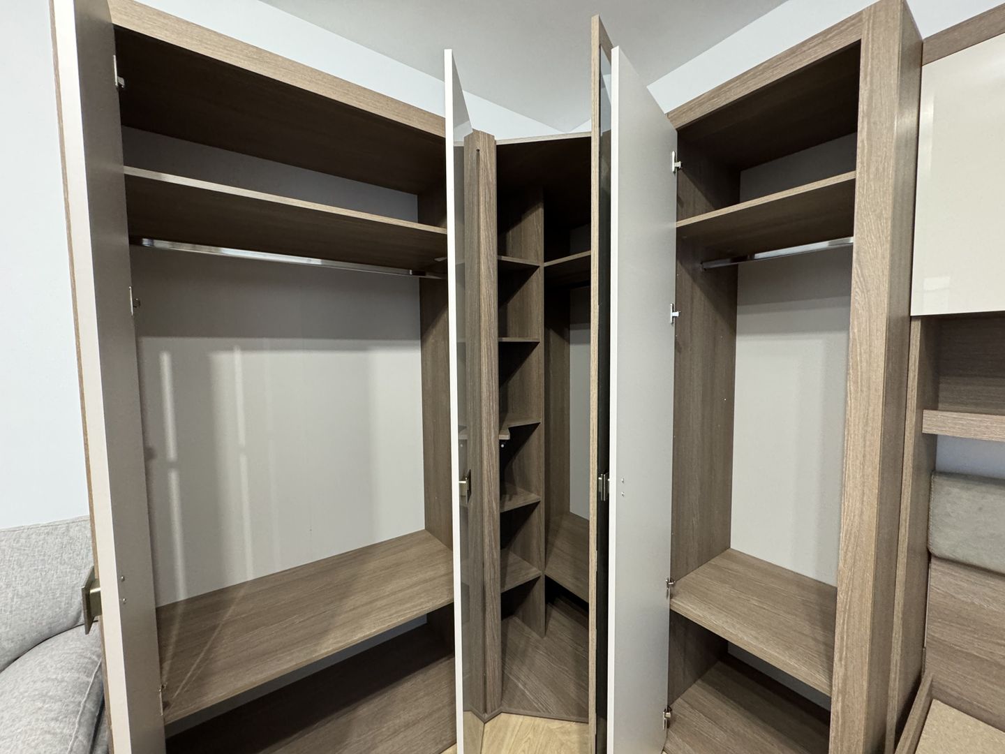 Apartament nr.4 cu 1 camera mobilat si utilat - Poză 12