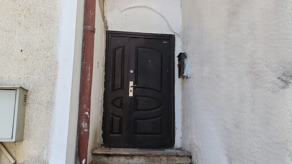 Vanzare apartament 5 camere in vila zona Calarasi - Poză 2