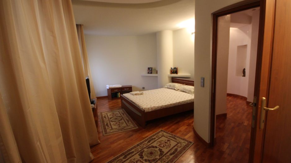 Casa pretabila birouri, camin de batrani - Poză 30