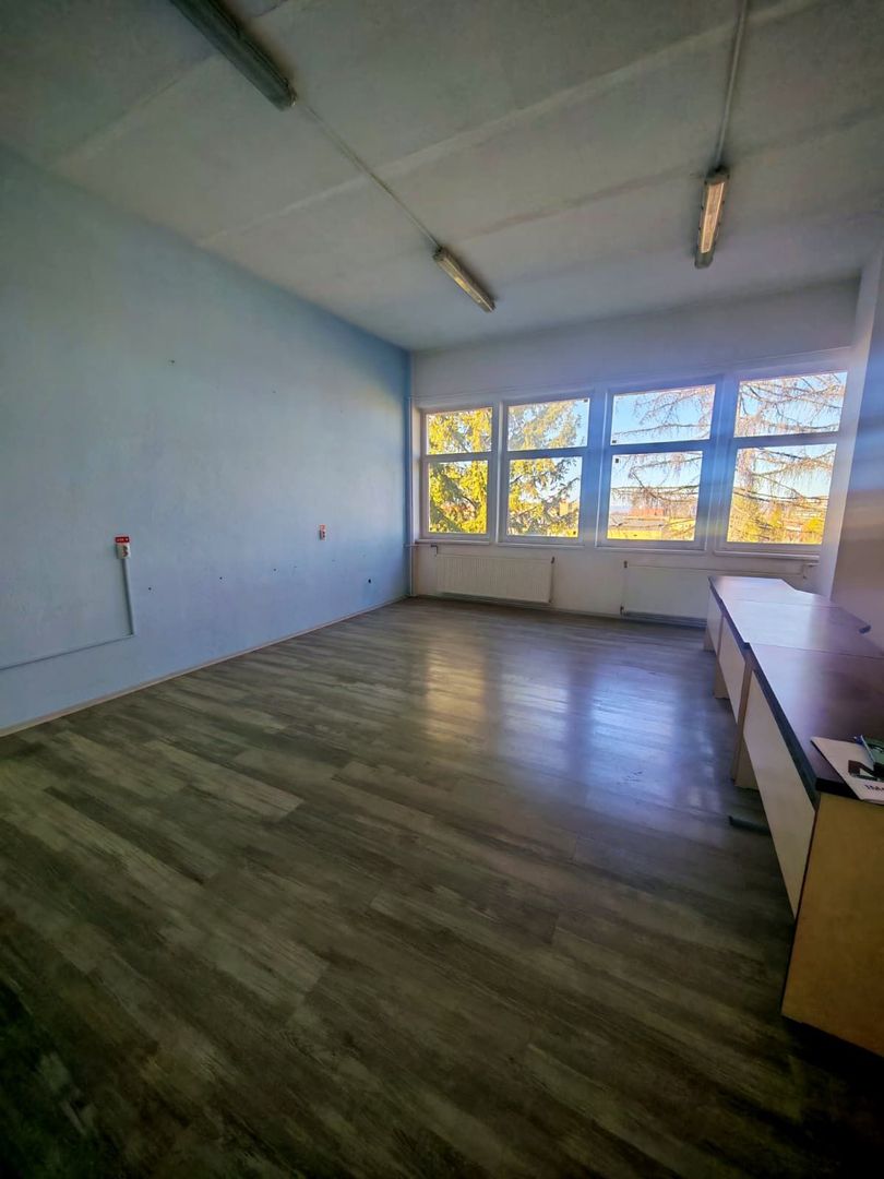 Spatii de birouri si productie-depozitare in Brasov - Poză 8