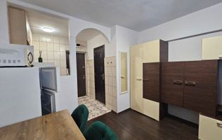 Garsoniera de vanzare