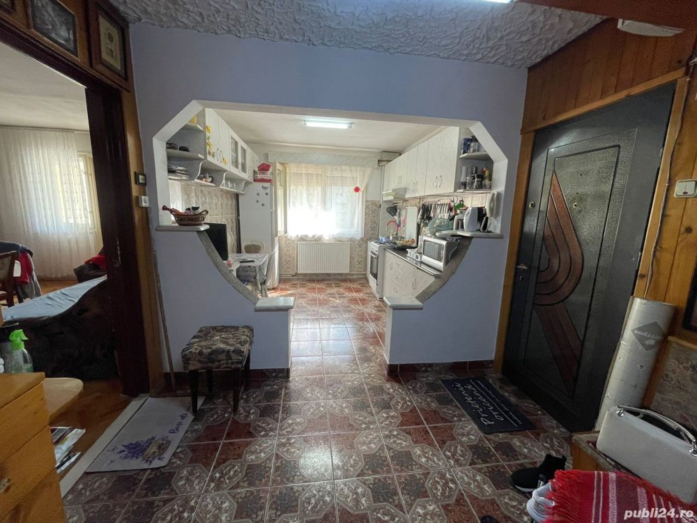 vand apartament 3 camerea - Poză 1