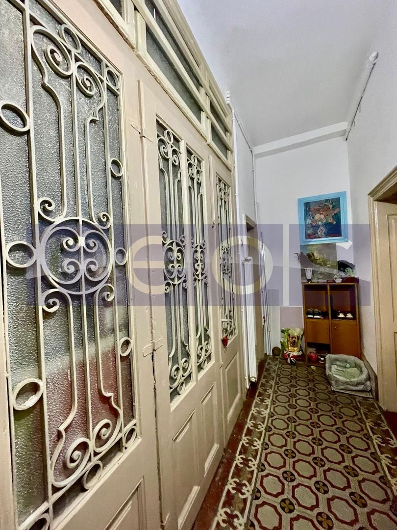 VANZARE APARTAMENT 2 CAMERE VILA INTERBELICA PARCARE PRIVATA UNIRII UNIVERSITATE - Poză 9