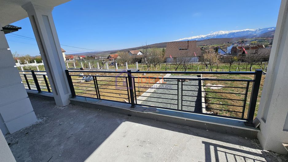 Vila Moderna cu 4 camere si 600 mp de curte, in Tocile - Poză 8