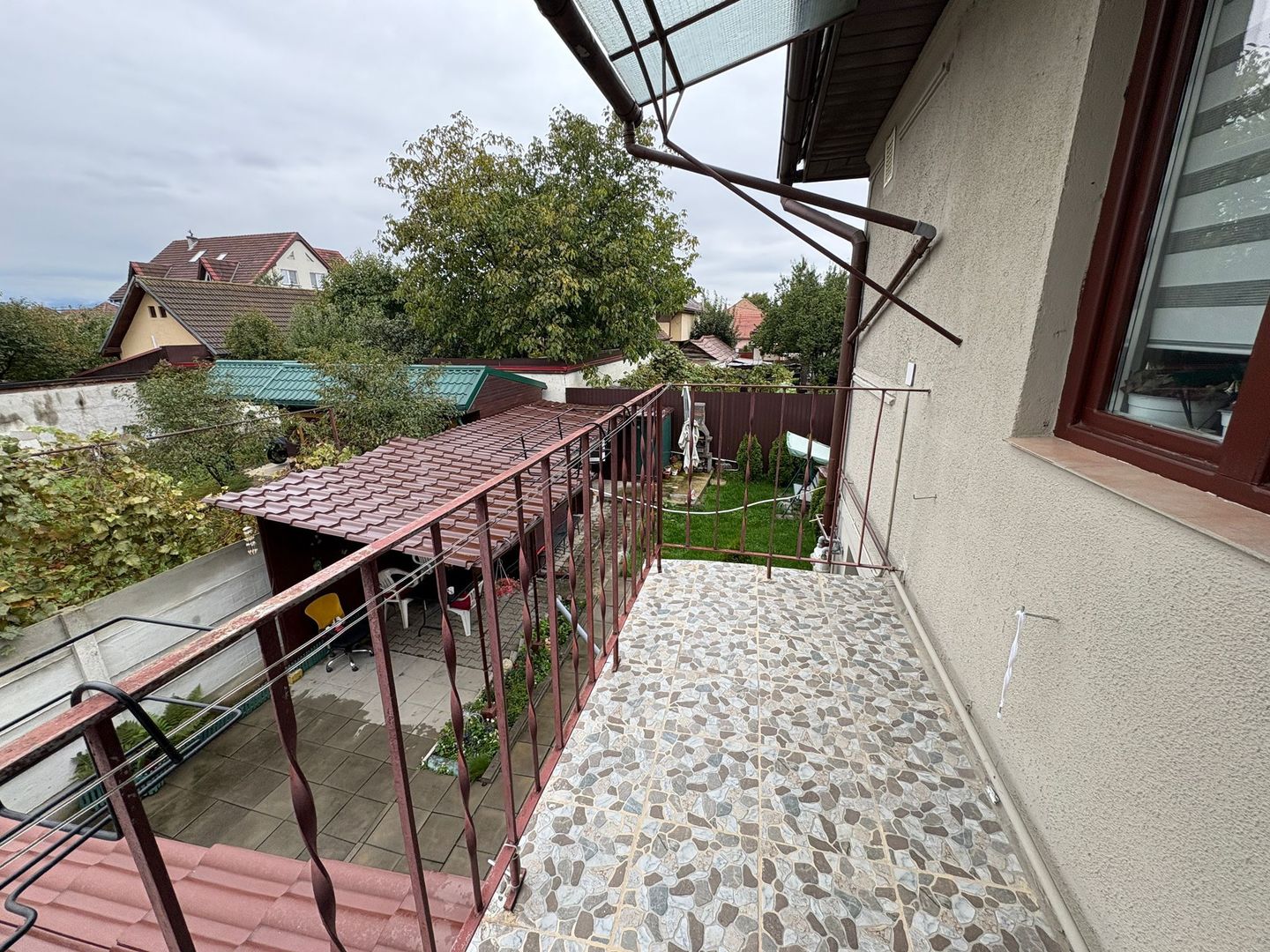 Casa tip duplex - 4 camere, balcon si curte proprie - Zona Lazaret - Poză 16