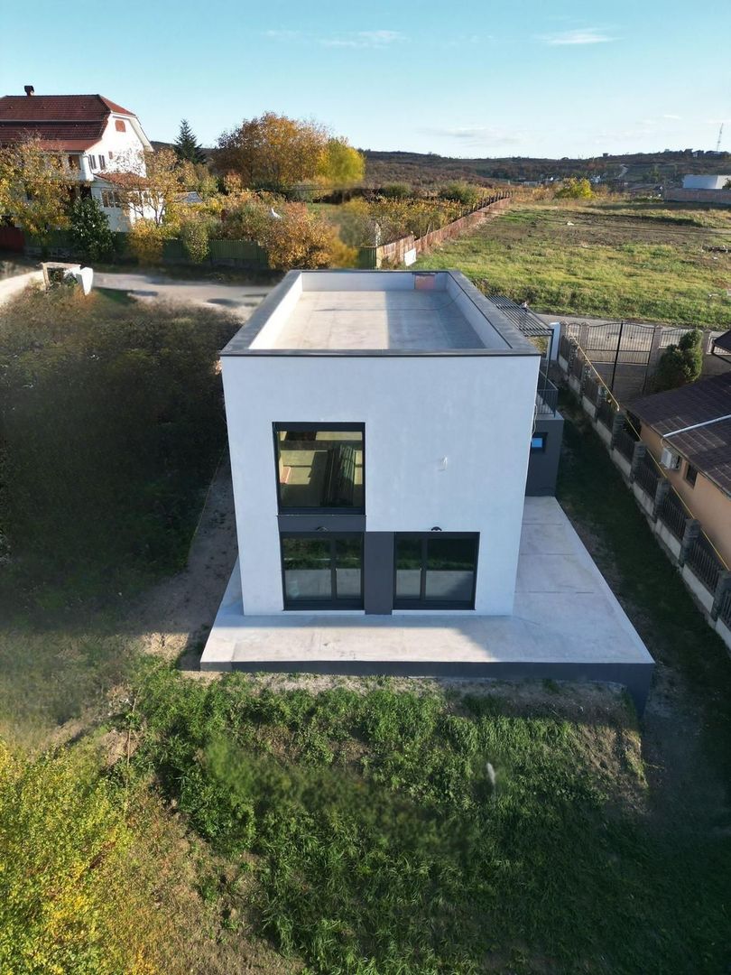 Vilă nouă design mediteranean, proiect deosebit și panoramă- 299.000 E - Poză 4