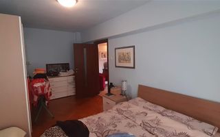 Apartament 3 camere cu scara interioara zona ultracentrala - Poză 12