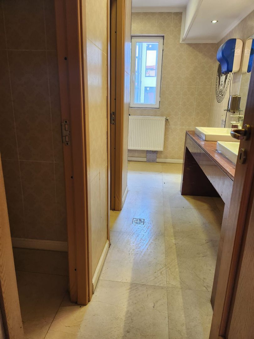 PIPERA/VOLUNTARI  Vilă 3 Nivele Curte & Locuri de Parcare - Gata de Rebranding! - Poză 18