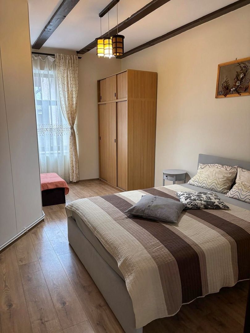 Vila 7 Camere - Str. Morii -Renovata 2024 - Teren 493 mp - Poză 5