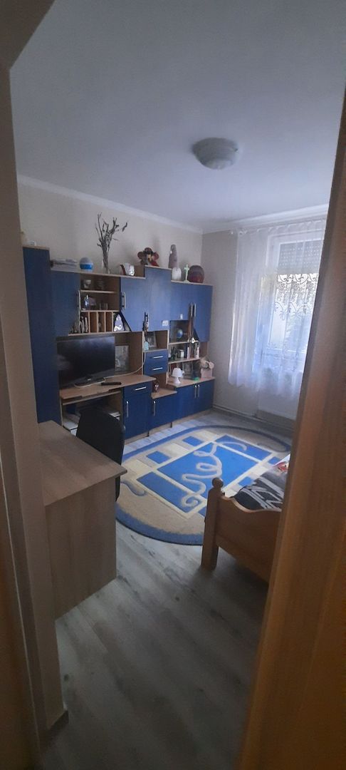 Ag BRASADAS vinde apt 3 camere Carpati 1 PARTER. - Poză 4