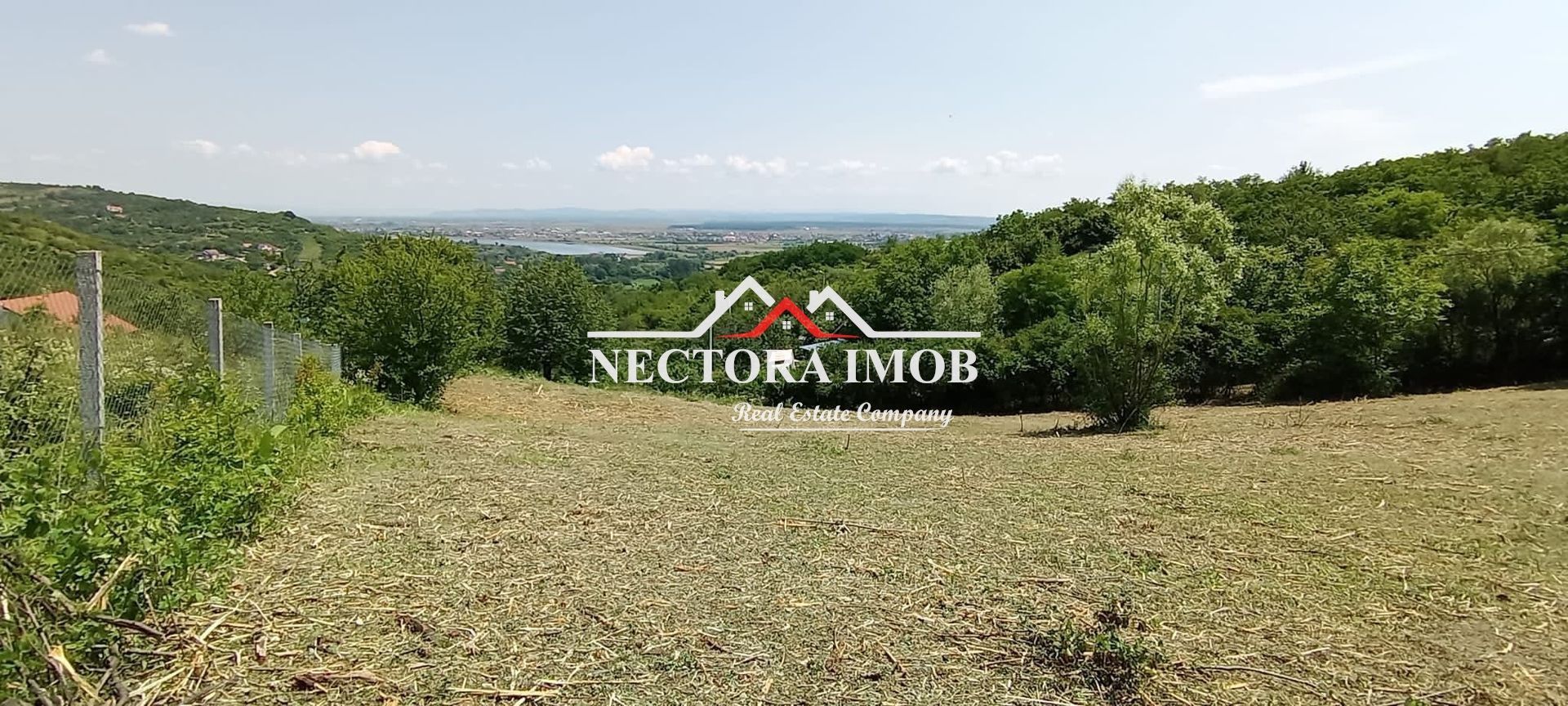 Teren INTRAVILAN Zona Podgoria Oradea, 950 mp, dublu front, PUZ etc - Poză 1