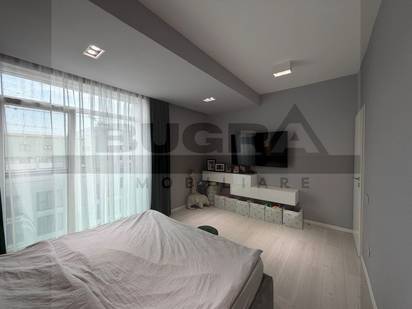Penthouse 2 niveluri de 120mp, terase 60mp, parcare, zona Iulius Mall - Poză 14
