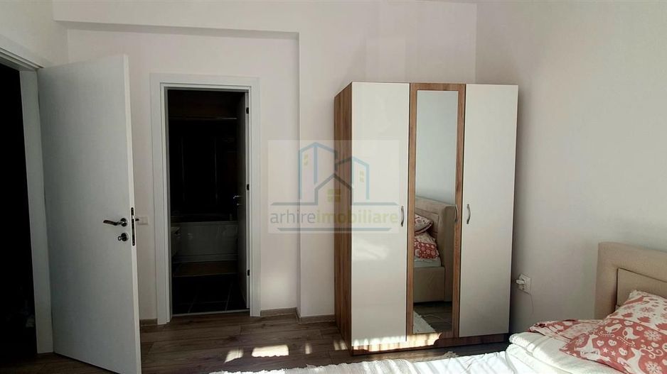 Inchiriere apartament 3 camere - Poză 18