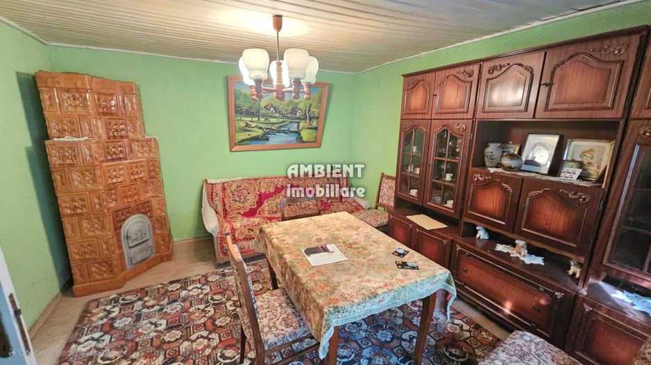 CASA cu anexe și garaj, teren 1.200 mp, zona MOARA GRECILOR; - Poză 5