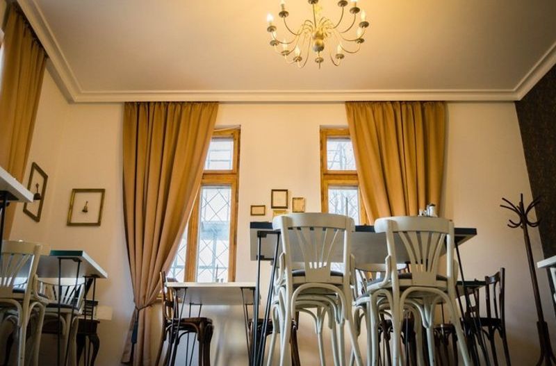 Universitatea Hyperion - ideal restaurant, clinica, cabinete, birou, notariat - Poză 7