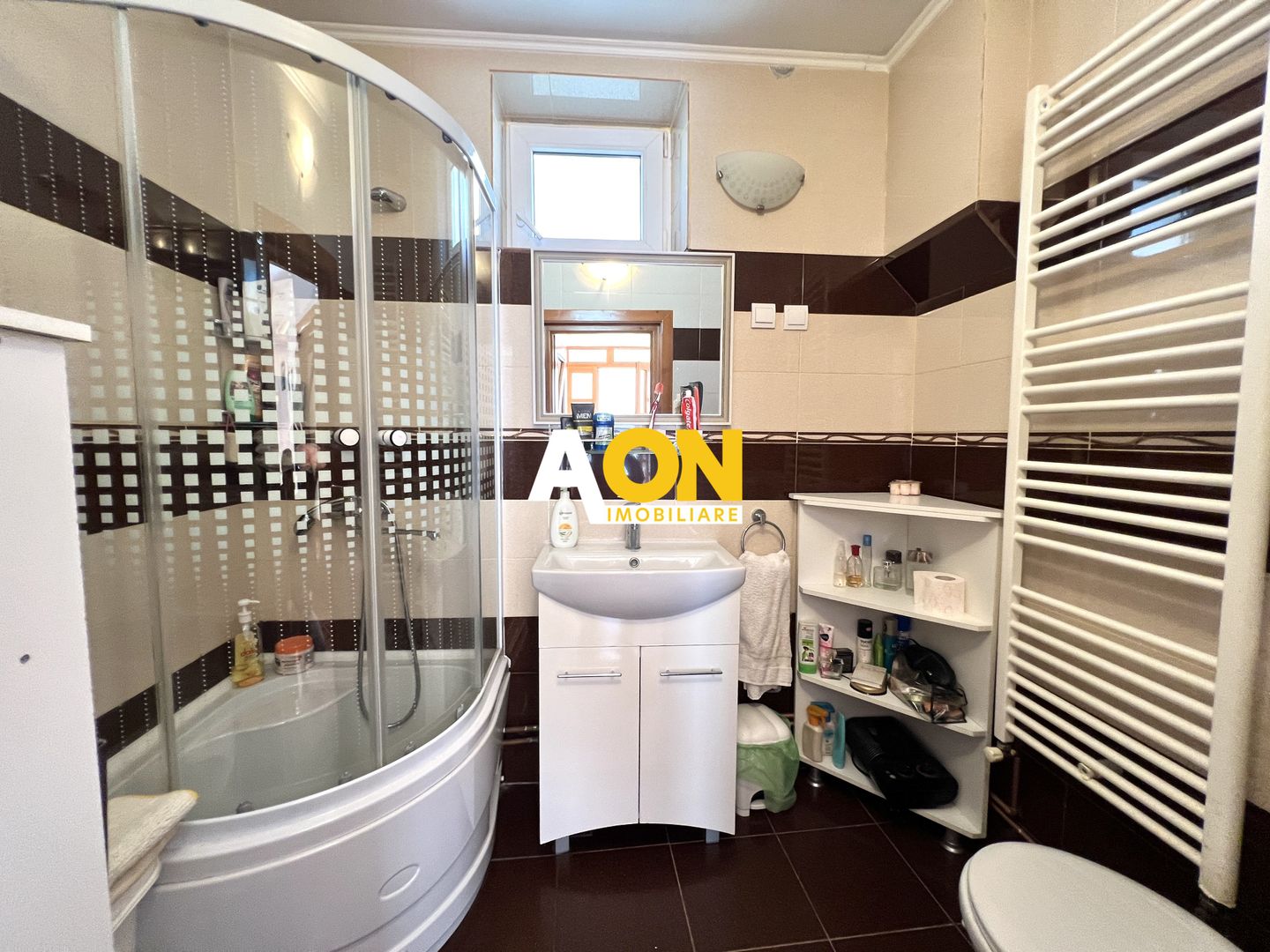 Casa de vanzare pretabila 2 familii, garaj, livada, comuna Pianu - Poză 6