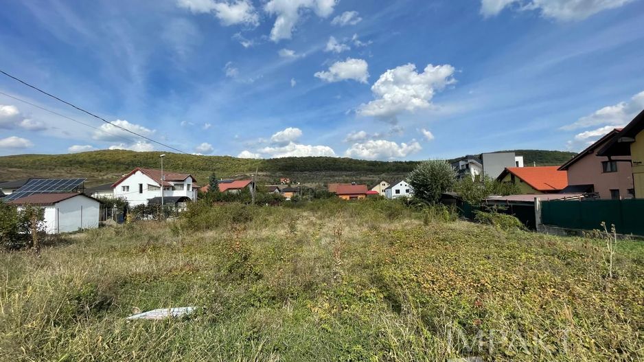 De Vanzare Teren Intravilan de 2500 mp în Suceagu - Oportunitate Ideală pentru Investiție - Poză 1