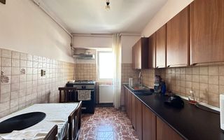 3 camere decomandate/balcon 12 mp/zona P-ta.Ion Mester - Poză 4