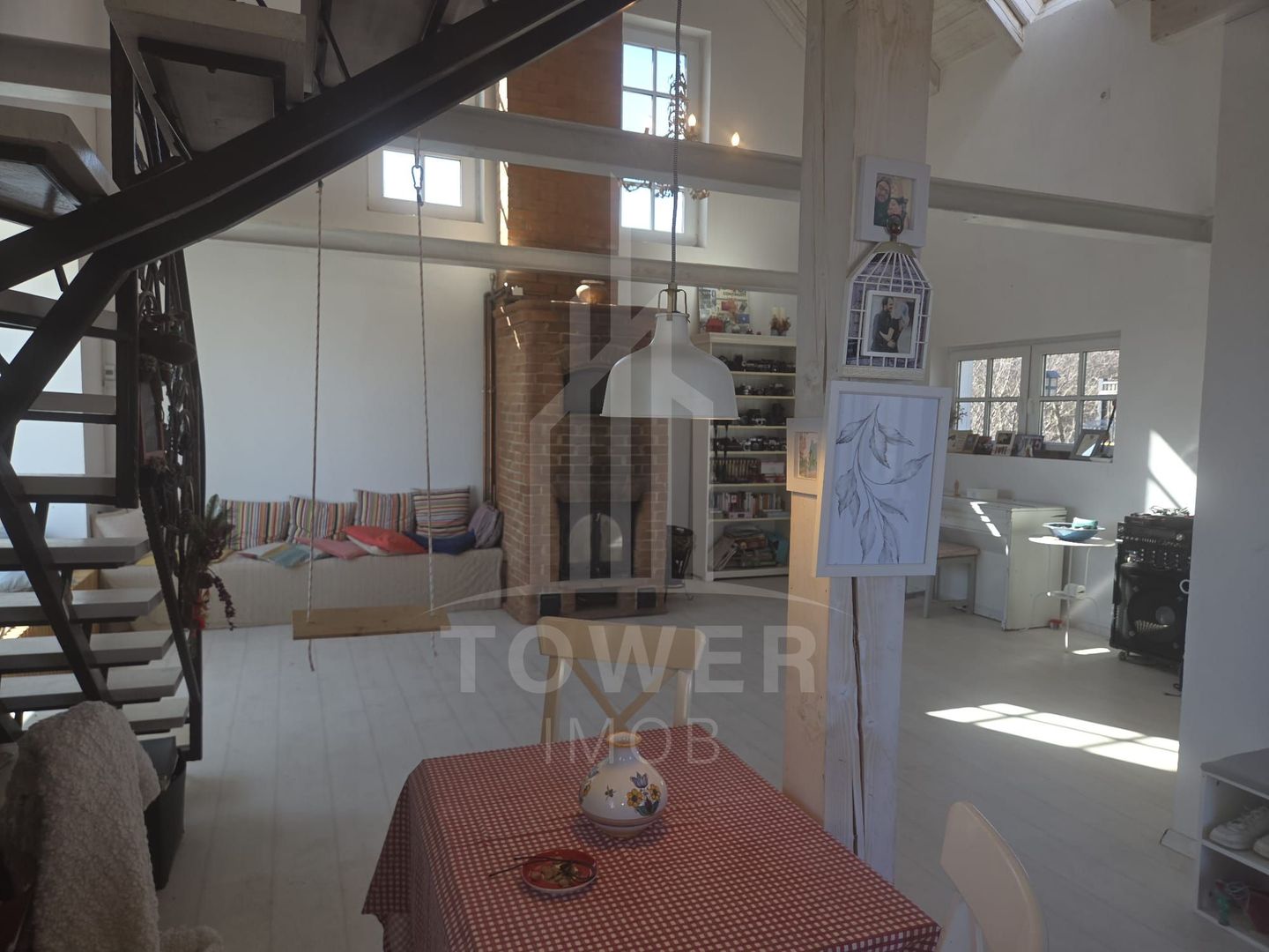 Casa de inchiriat cu vedere panoramica spre munti langa Sibiu - Poză 3