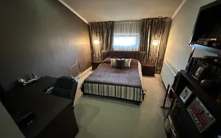 Casa la artera pretabilă Clinica medicala / birouri - Poză 13