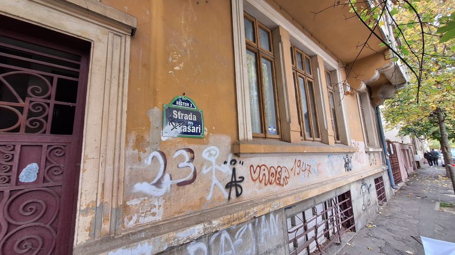 Proprietate Prestigioasa 700 mp - 344 mp teren Pache - Ferdinand - Poză 6