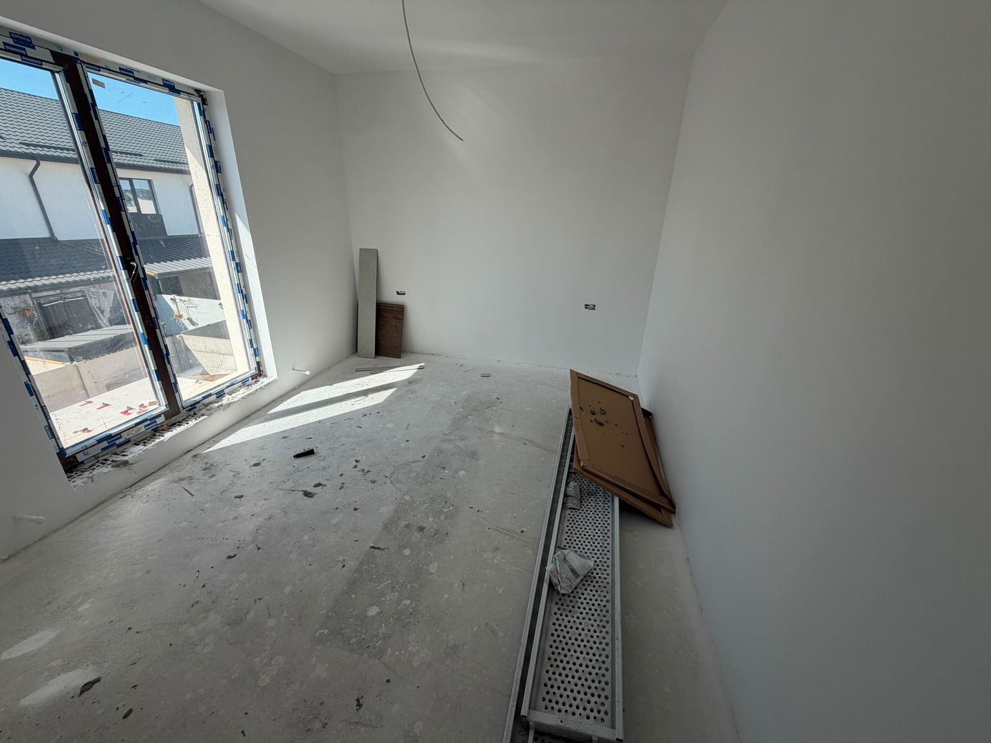 CASA DUPLEX, TOATE UTILITATILE, STRADA ASFALTATA, COMISION 0% - Poză 10