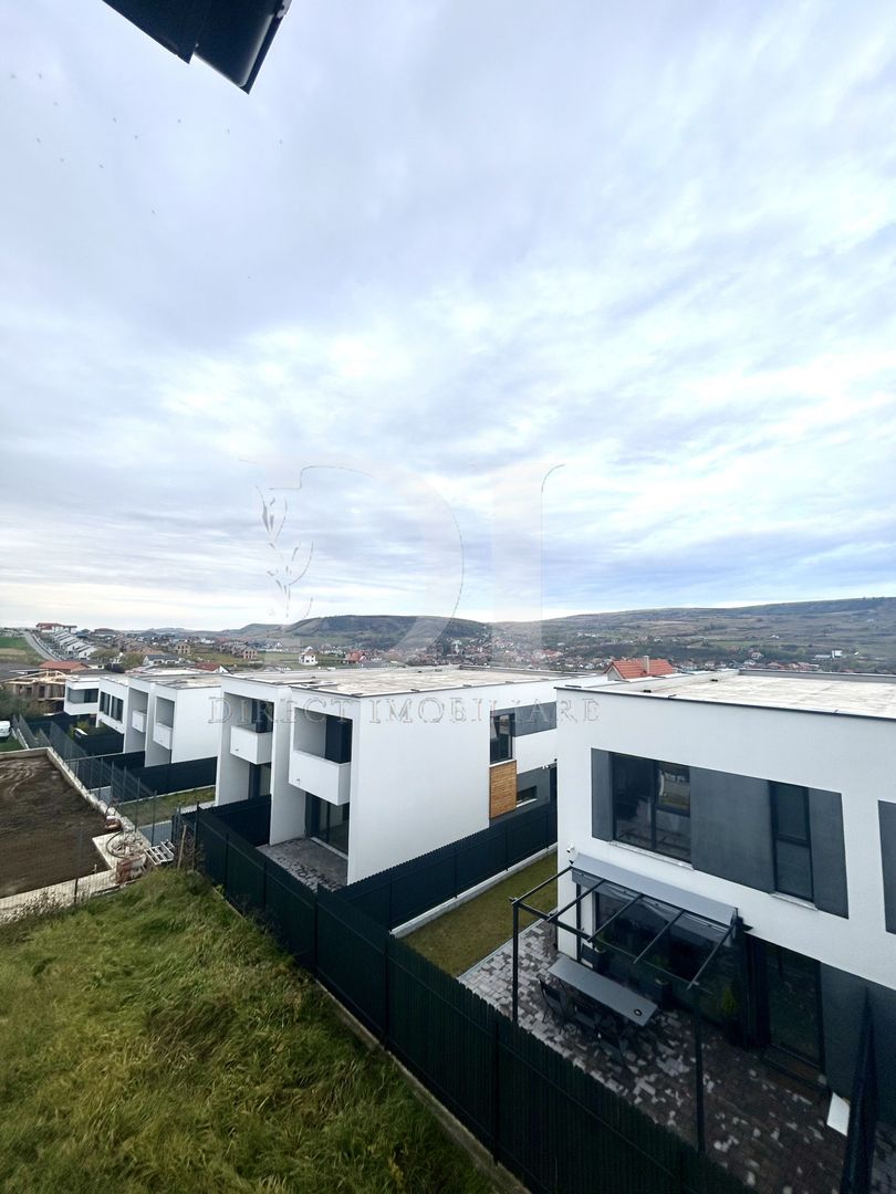 Casă individuală de vânzare în Chinteni - Poză 27