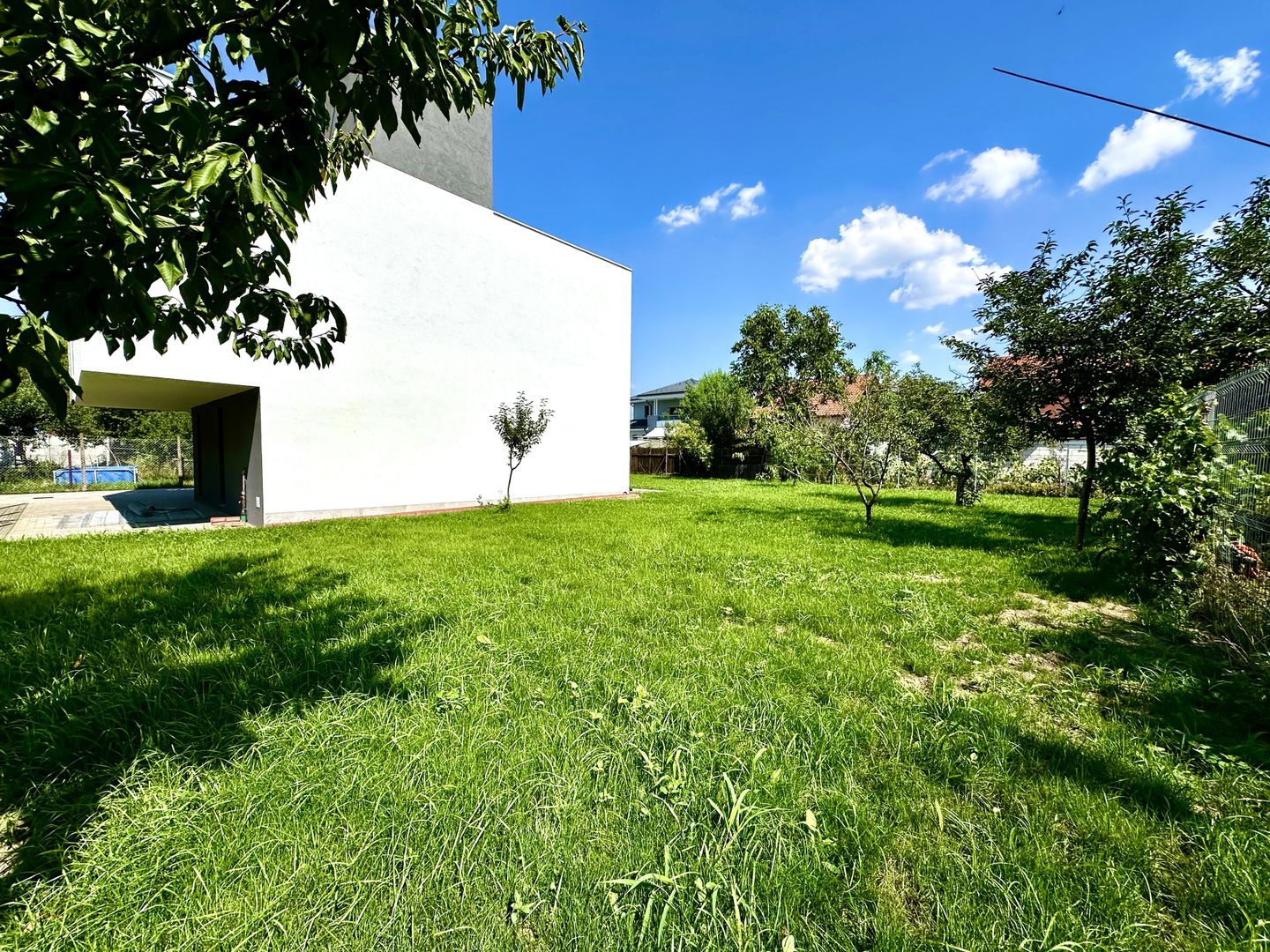 Casa individuala - 172 mp util - terasa rooftop cu jacuzzi , 550 teren - Poză 7