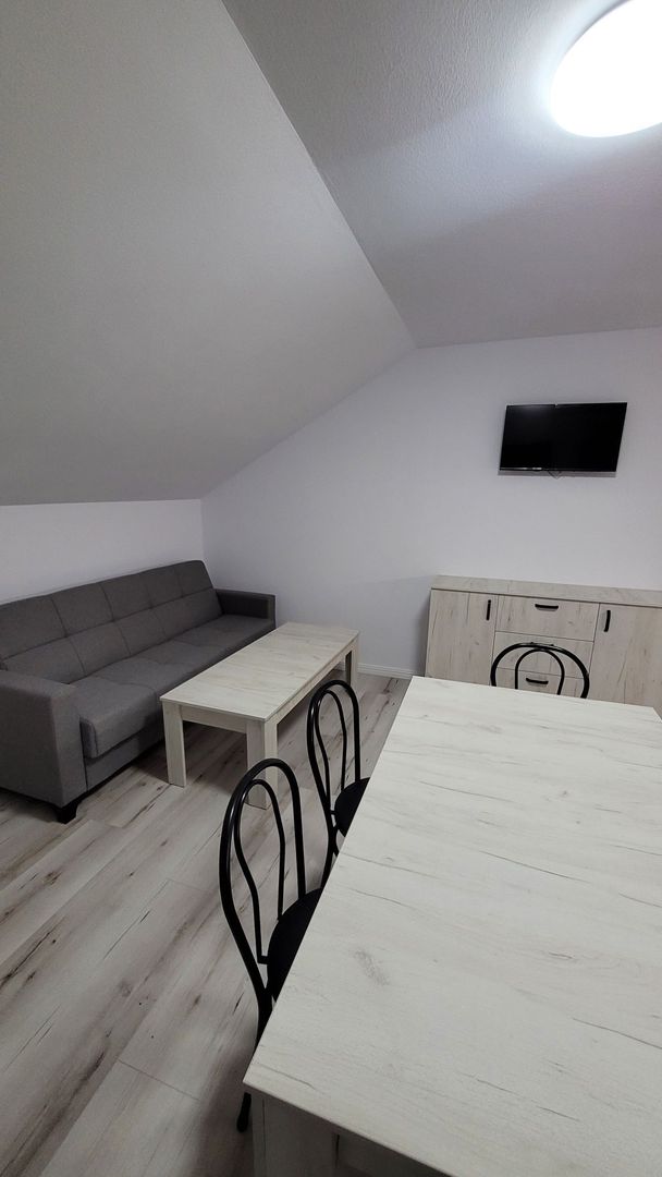 Apartament cu 3 camere situat la casa de inchiriat in Alba Iulia - Poză 7