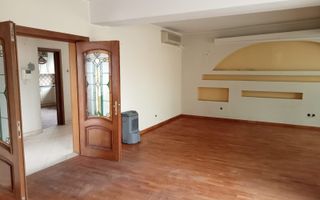 Casa perfectă pentru tine și afacerea ta – zona Casa Sindicatelor! - Poză 8