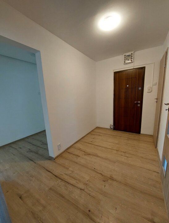 Trapezului - 4 camere - renovat - anvelopat - boxa - 1 Decembrie 1918 - Poză 4