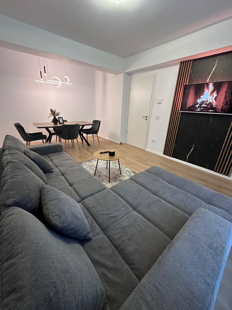 Apartament lux cu 2 camere de închiriat - zona Coresi - Poză 1